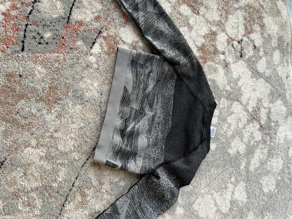 Gymshark Gymshark ADAPT OMBRE CROP TOP Size XS / US 0-2 / IT 36-38 - 6 Thumbnail