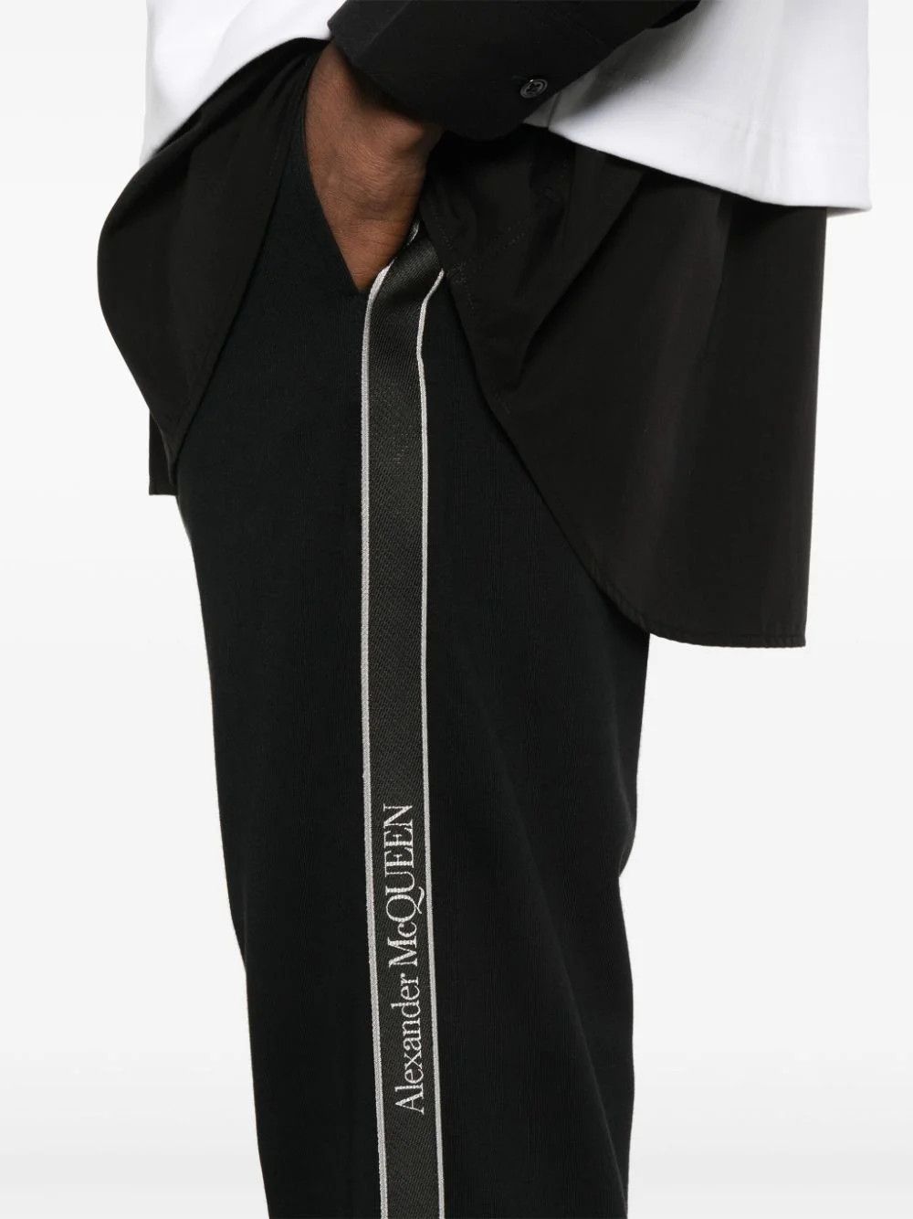 Alexander McQueen o1srvl11e0226 Tape Sweatpants & Joggers In Black Size US 34 / EU 50 - 5 Thumbnail