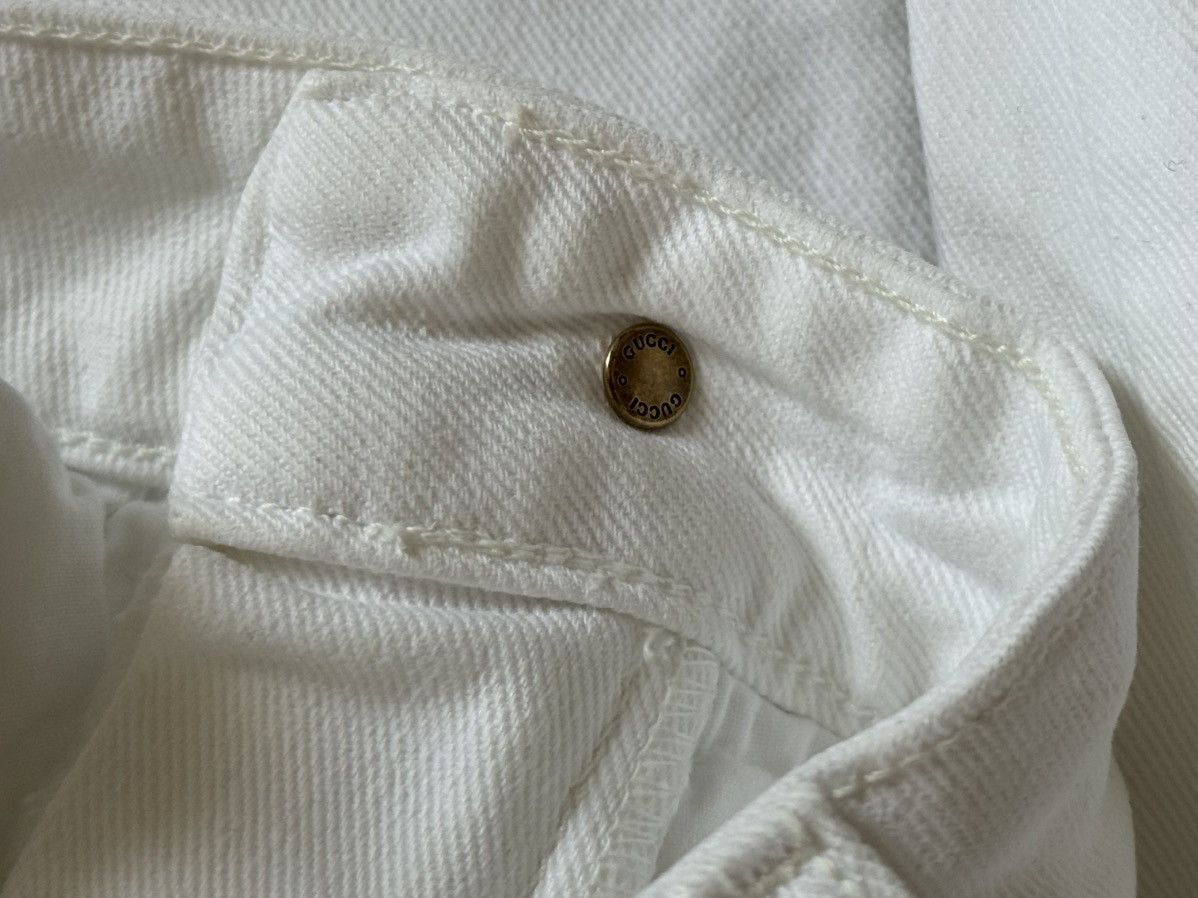 Gucci Gucci 42size white denim pants jeans trousers flared Size 28" / US 6 / IT 42 - 14 Thumbnail