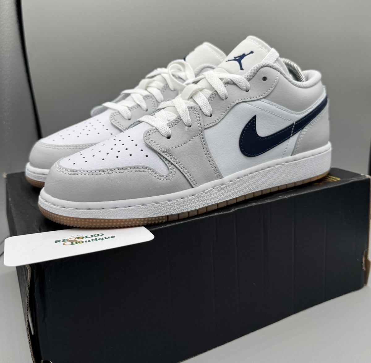 Nike Air Jordan Low 553560-146 Size 7Y Size Navy