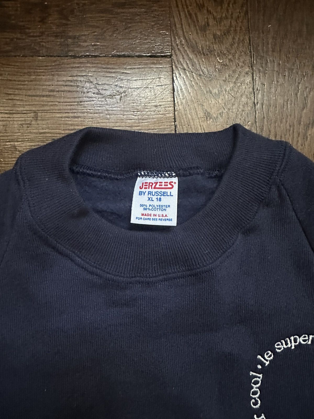 Russell Athletic Vintage Jerzees Raglan Sweatshirt Le Super Cool Embroidery Size M / US 6-8 / IT 42-44 - 4 Thumbnail