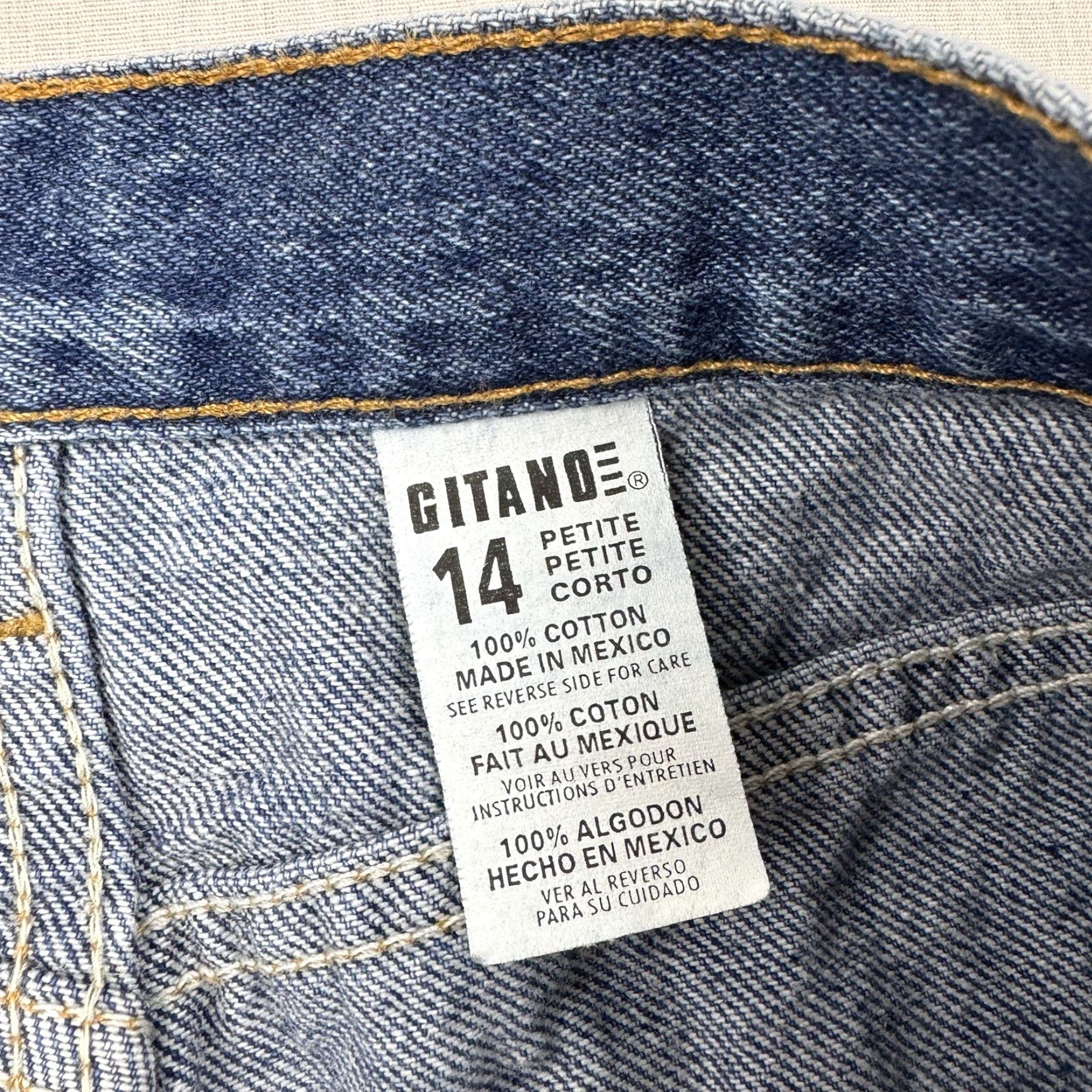 Vintage VINTAGE Gitano Jeans Womens 14 Petite Blue Mom Jeans High Waist 90s Grunge Y2K Jeans Womens 14 Petite Blue 90s Mom Gitano Size 36" / US 14 / IT 50 - 4 Thumbnail