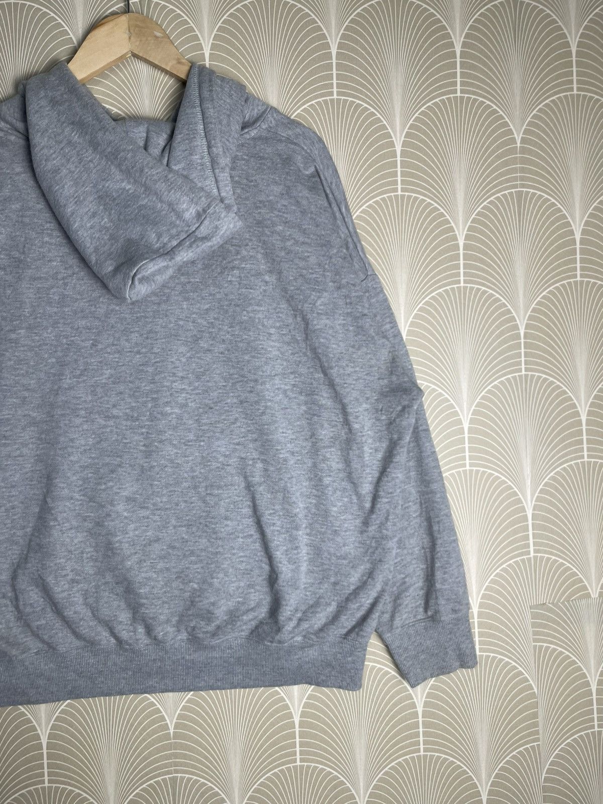 2000s ADO USSEWA JAPANESE ANIME HOODIE RARE PRINT