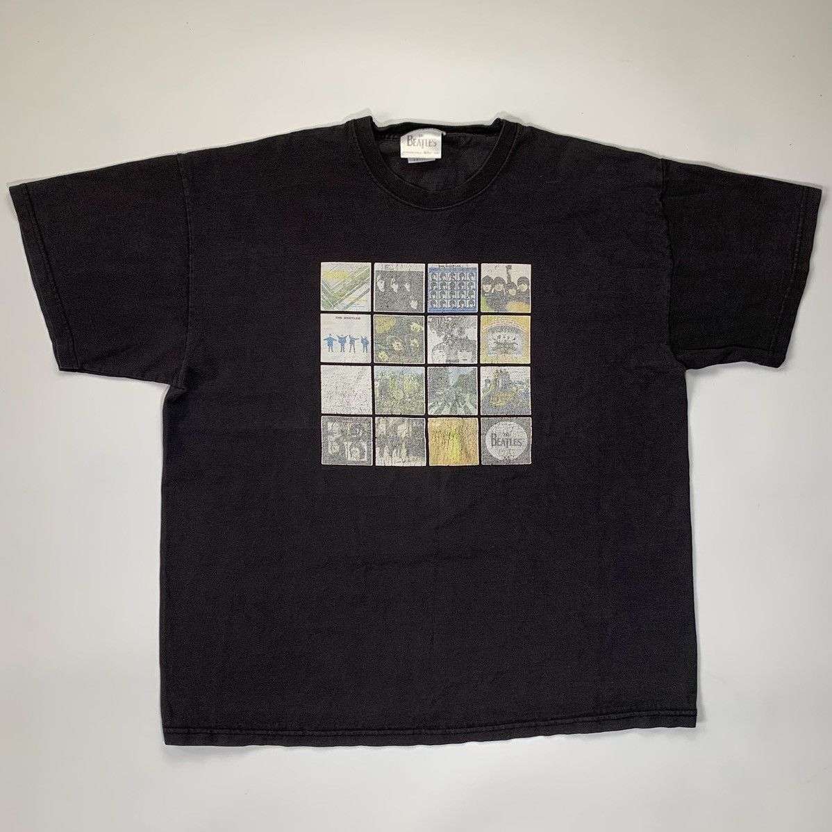 Band Tees Vintage Tee The Beatles 2010 Size US XL / EU 56 / 4 - 1 Thumbnail