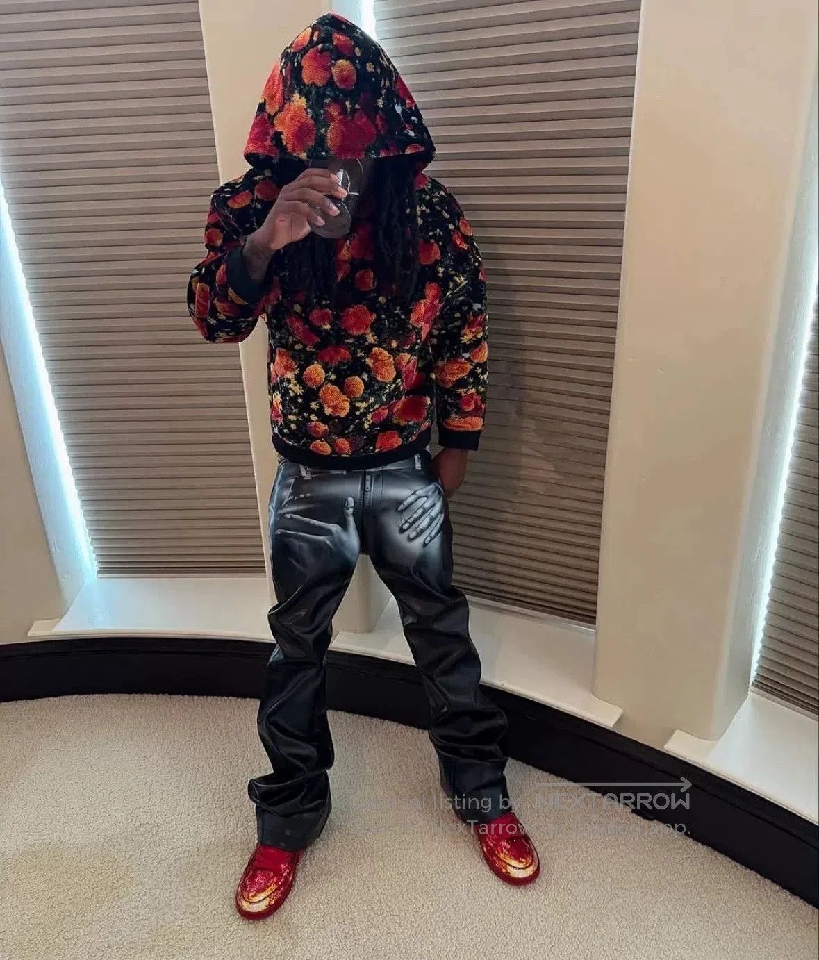 Louis Vuitton Louis Vuitton Floral Print Hoodie FW21. Size US S / EU 44-46 / 1 - 6 Thumbnail