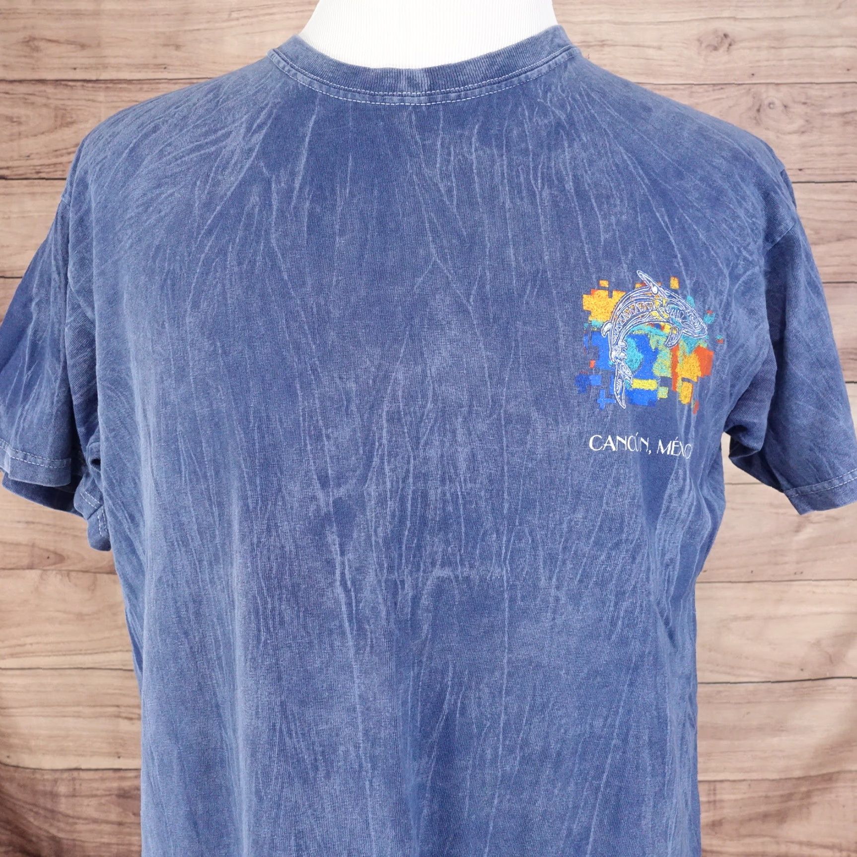 Vintage Vintage Yacht Club Cancun Mexico Yacht Blue Travel Tourist T-Shirt Adult Large Cotton Unisex 2000s Y2K Size US L / EU 52-54 / 3 - 5 Thumbnail