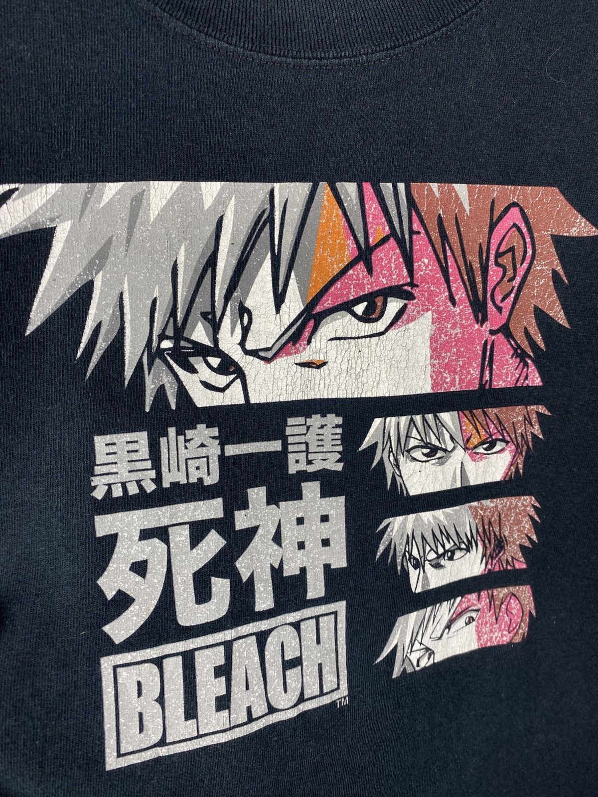 Bleach × Japanese Brand × Vintage Vintage Tee Bleach Inchigo Kurosaki Eyes size S Size US S / EU 44-46 / 1 - 4 Thumbnail