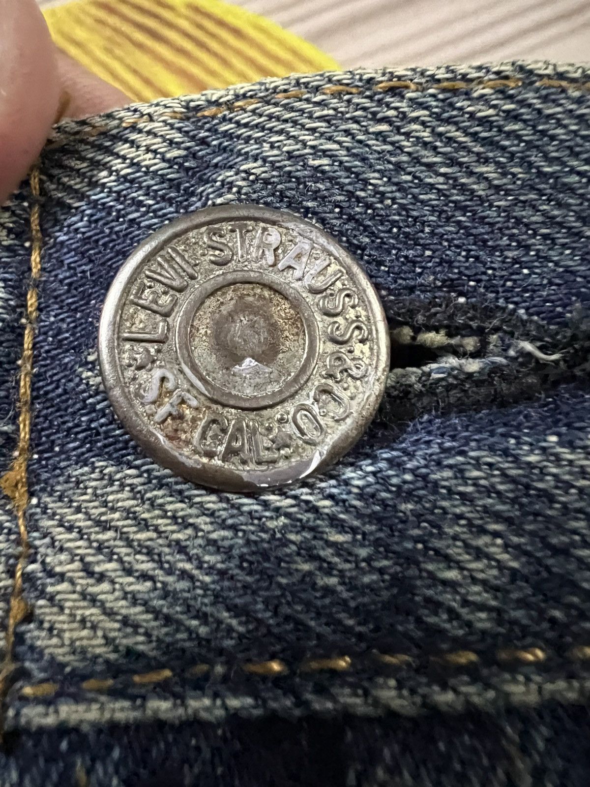 Levi's Vintage 1993 Levis 501 E Selvedge Distressed Ripped Jean Size US 29 - 11 Thumbnail
