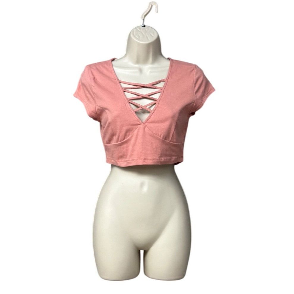 Other Charlotte Russe Pink Crisscross Front, Cropped Cup Sleeve T Size S / US 4 / IT 40 - 11 Thumbnail