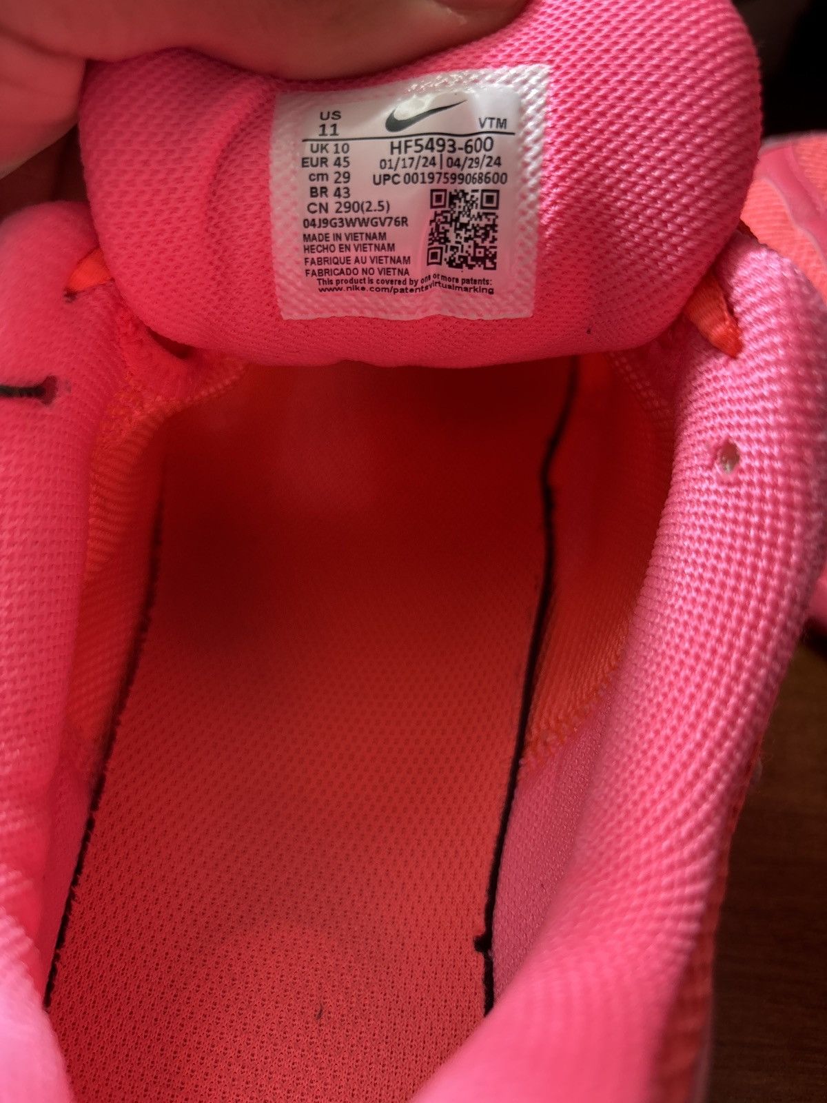 Nike nike vamero-hot pink Size US 11 / EU 44 - 1 Thumbnail