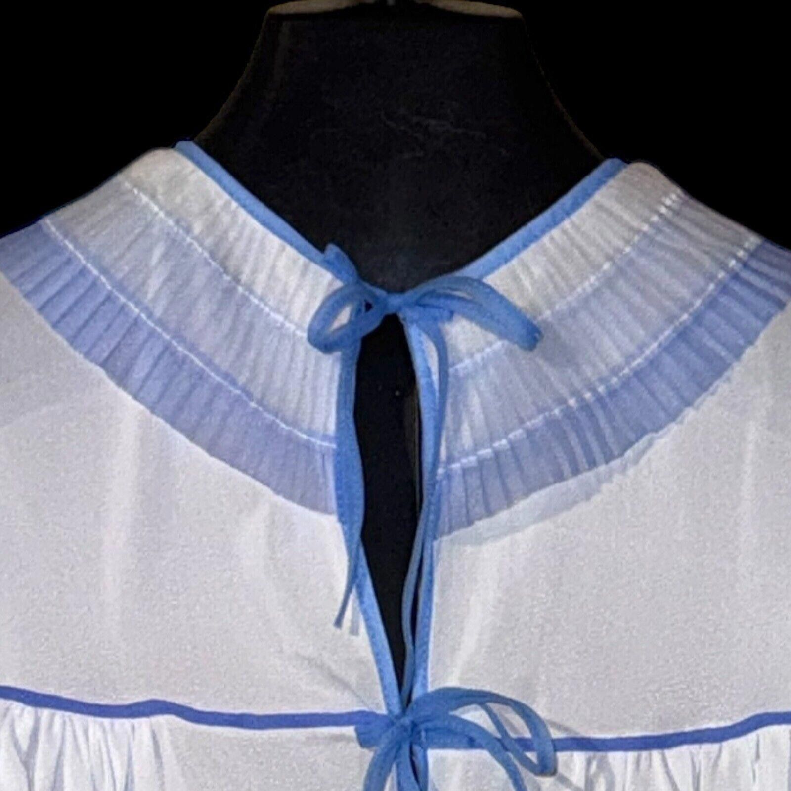 Designer Vintage Blue Pleated Chiffon Trim Nylon Bed Jacket Sz M Size ONE SIZE - 5 Thumbnail