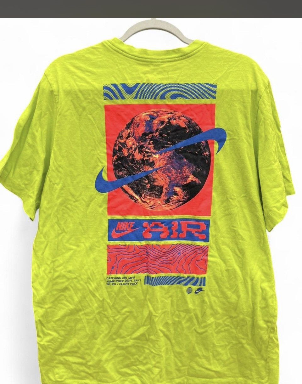 Nike Nike Men’s Short-Sleeve AIR Graphic Tee - Neon Yellow Size US L / EU 52-54 / 3 - 1 Thumbnail