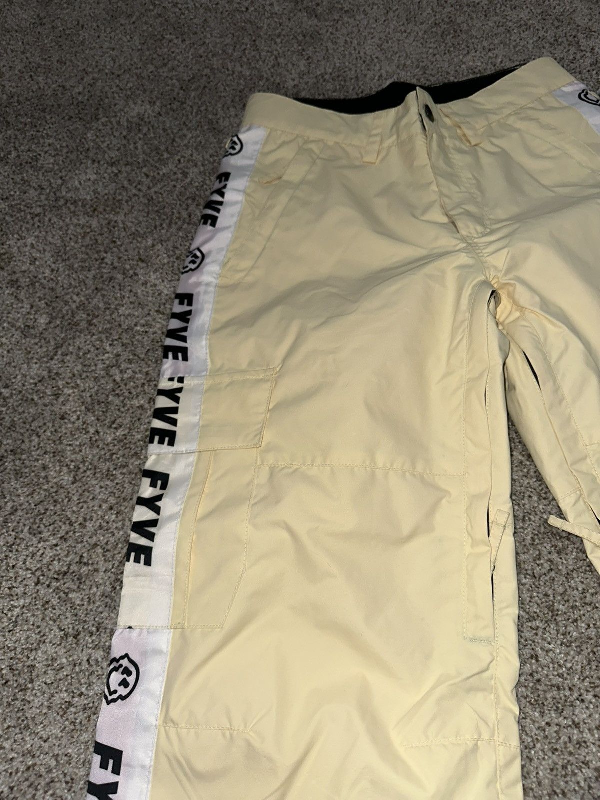 Other Fyve Snowboard/ski pants Size US 31 - 2 Thumbnail