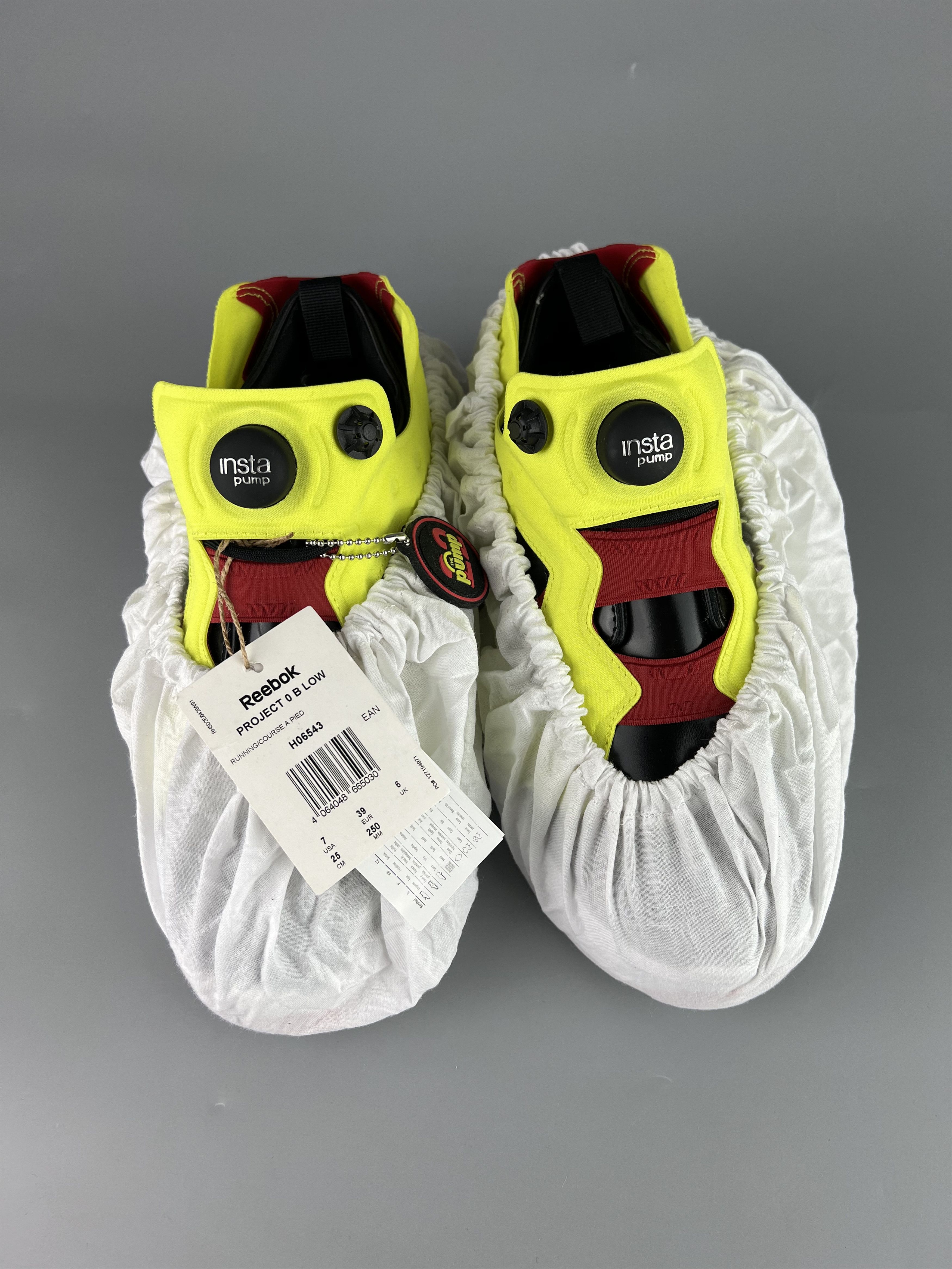 Maison Margiela × Reebok Maison Margiela X Reebok InstaPump Fury Tabi Size US7 Size US 7 / EU 40 - 3 Thumbnail