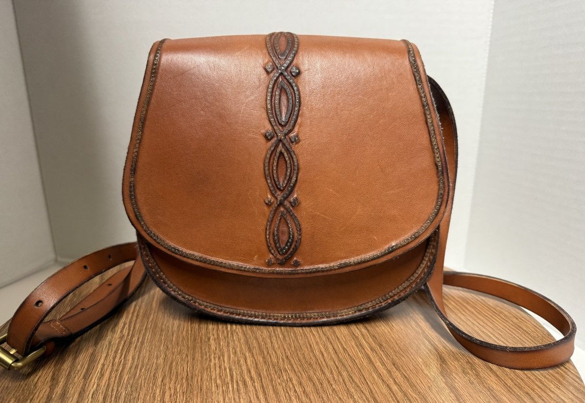 Lucky Brand Lucky Brand Terra Cotta 100% CowHide Leather Horseshoe Size ONE SIZE - 1 Thumbnail