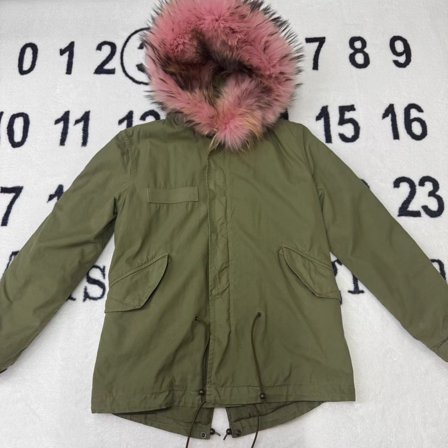 MR & MRS ITALY MR&MRS ITALY Olive Green Fur Coat Q10 Size US S / EU 44-46 / 1 - 1 Thumbnail