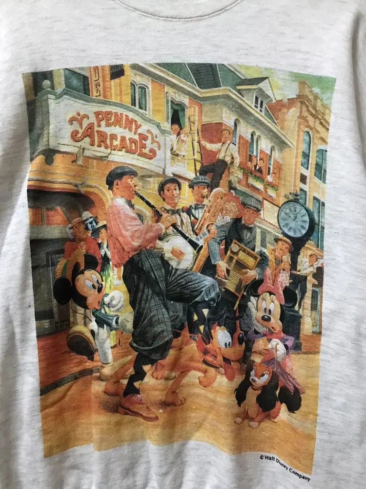 Disney Vintage Tokyo Disneyland Sweatshirts Size US L / EU 52-54 / 3 - 4 Thumbnail