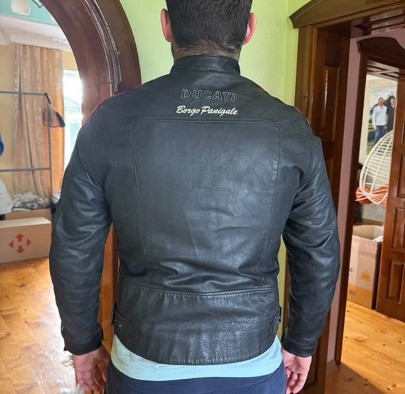 Dainese DUCATI LETHER JACKET Size US L / EU 52-54 / 3 - 14 Thumbnail