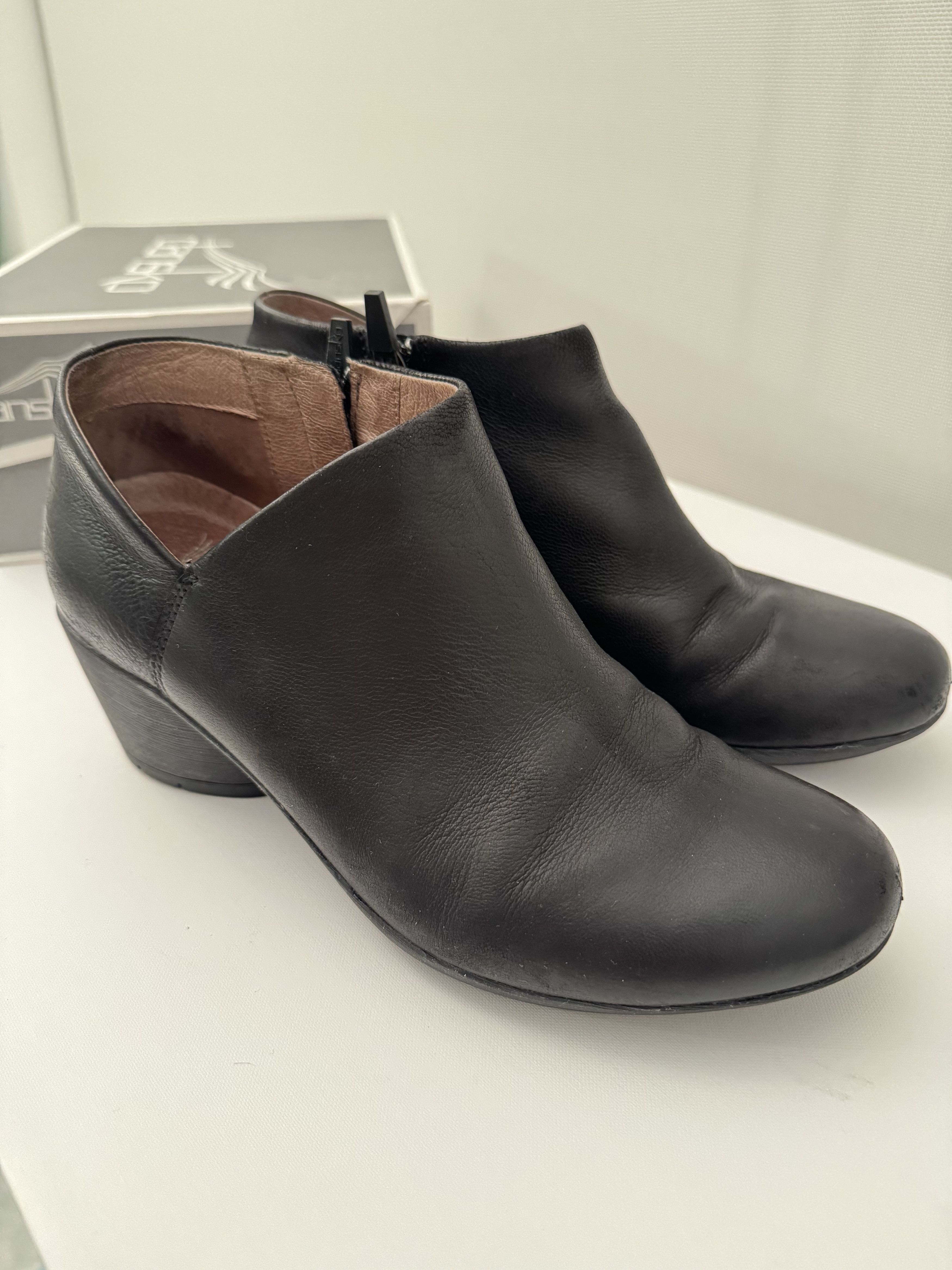 Dansko Raina Burnished Nubuck Ankle Boots Size US 8 / IT 38 - 2 Thumbnail