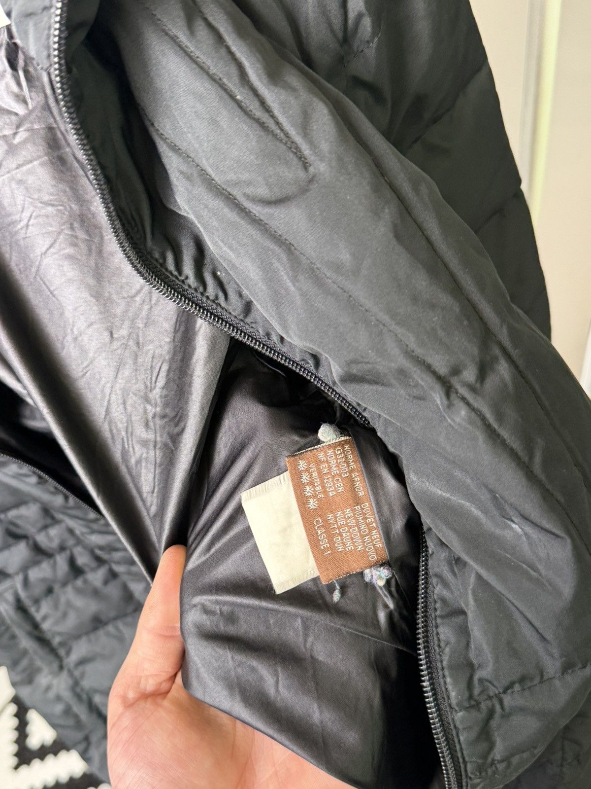 Moncler Vintage Moncler Long Down Puffer Coat Black Size 3 Women’s Size L / US 10 / IT 46 - 14 Thumbnail