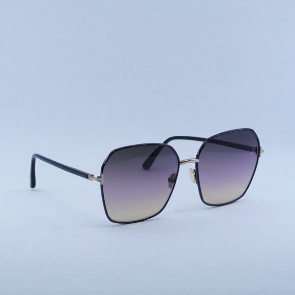 Tom Ford Tom Ford Claudia-02 FT0839 01B Sunglasses Gold/Black Frame Size ONE SIZE - 5 Thumbnail