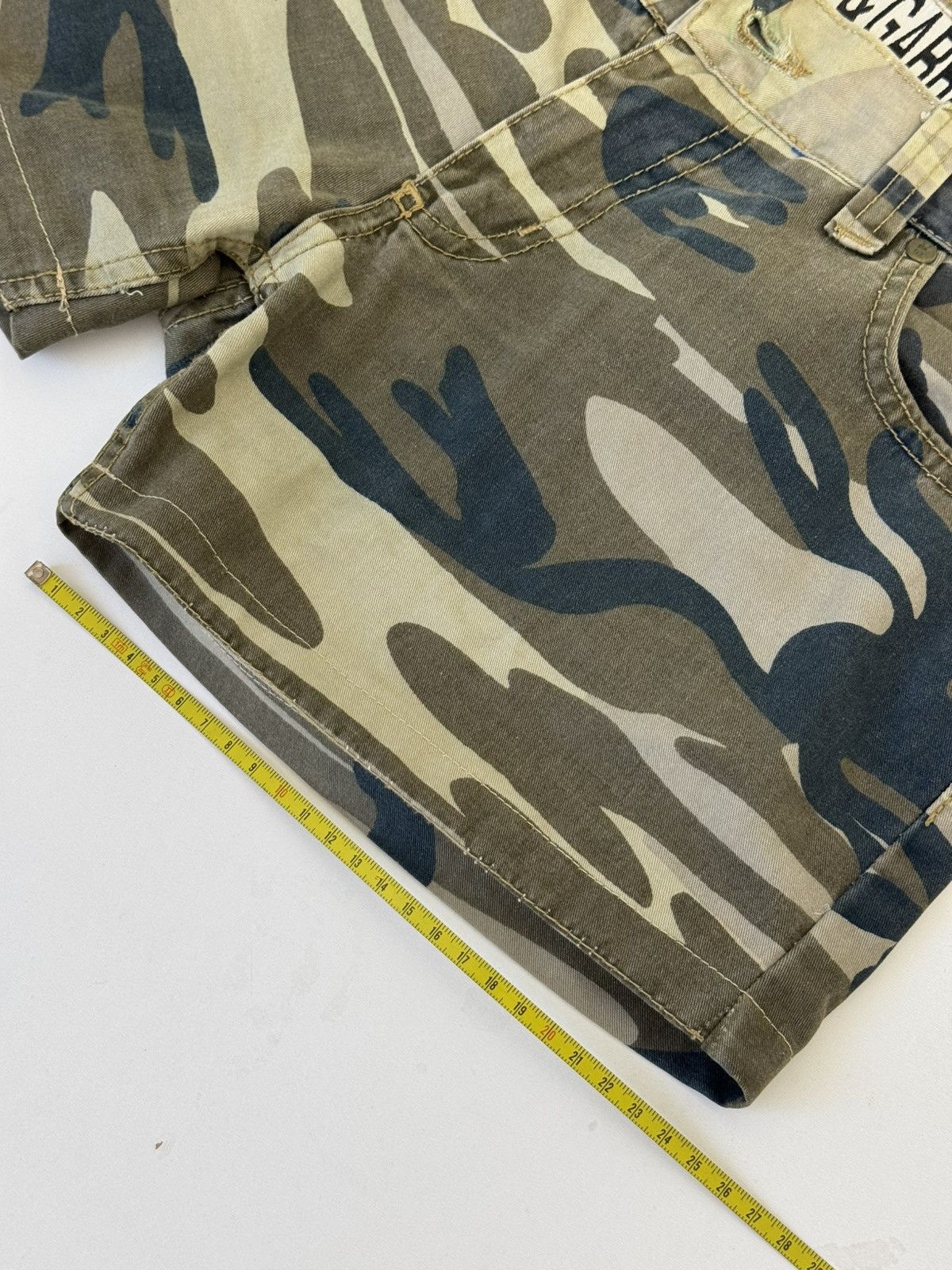 Dolce & Gabbana Dolce & Gabbana Vintage Women’s Shorts Camo style 90’s Size 29" - 15 Thumbnail