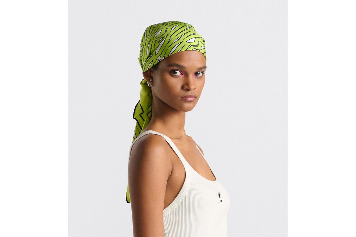 Dior o1bcso1str0226 Size:OS/90 Square Scarf in White/Lime Green Size ONE SIZE - 5 Thumbnail