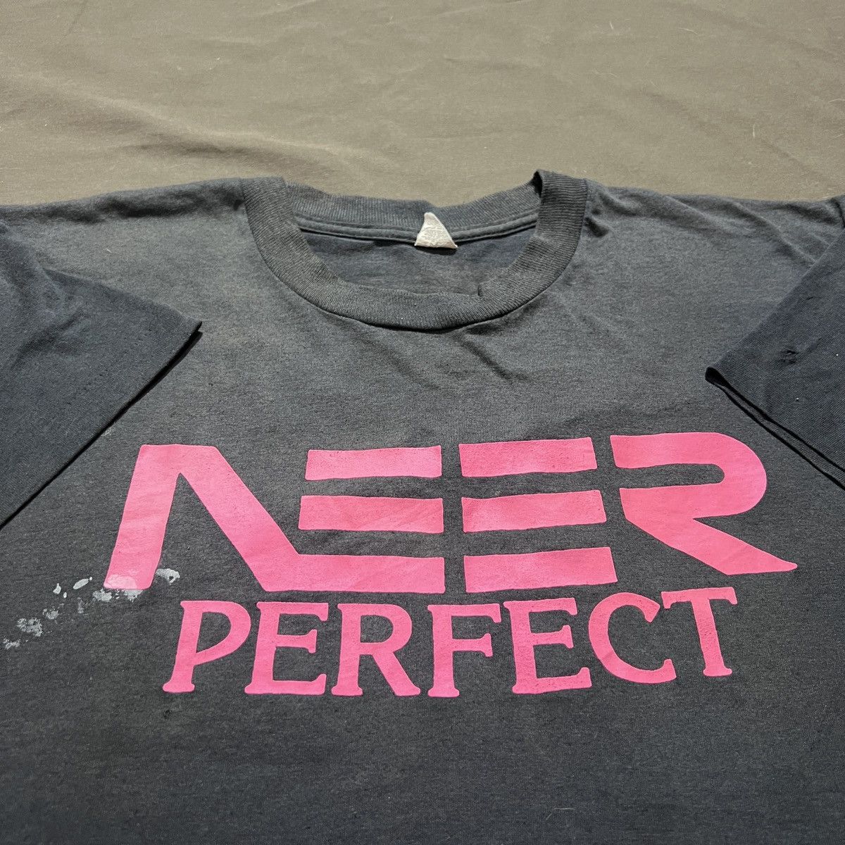 NASCAR Rare Vintage 80s NEER Perfect Racing Tee Faded Thrashed Size US XL / EU 56 / 4 - 2 Thumbnail