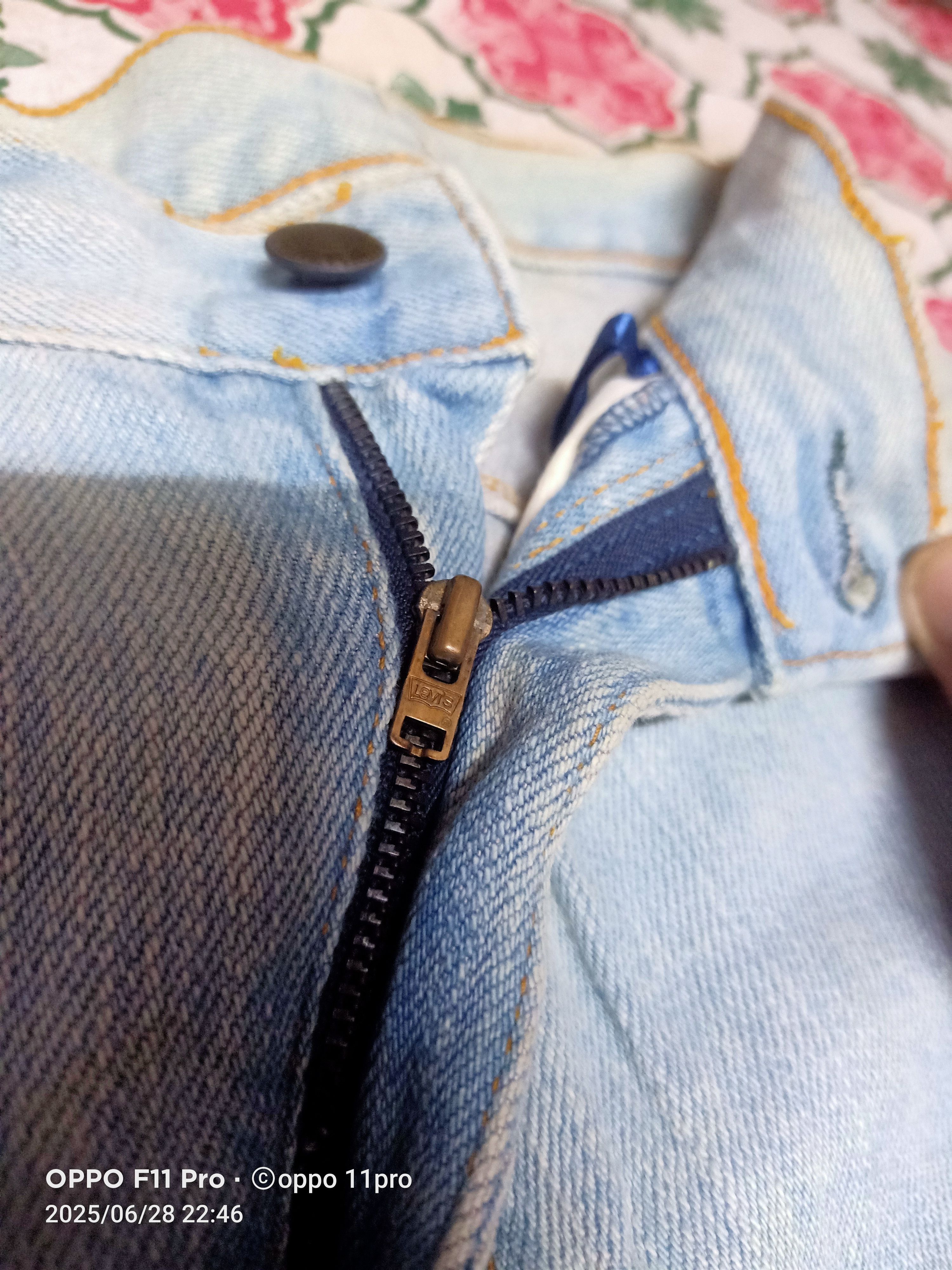 If Six Was Nine × Le Grande Bleu (L.G.B.) × Levi's Vintage Levis' Red '2001 Flare Denim Low Rise Single Poket Size US 30 / EU 46 - 20 Thumbnail