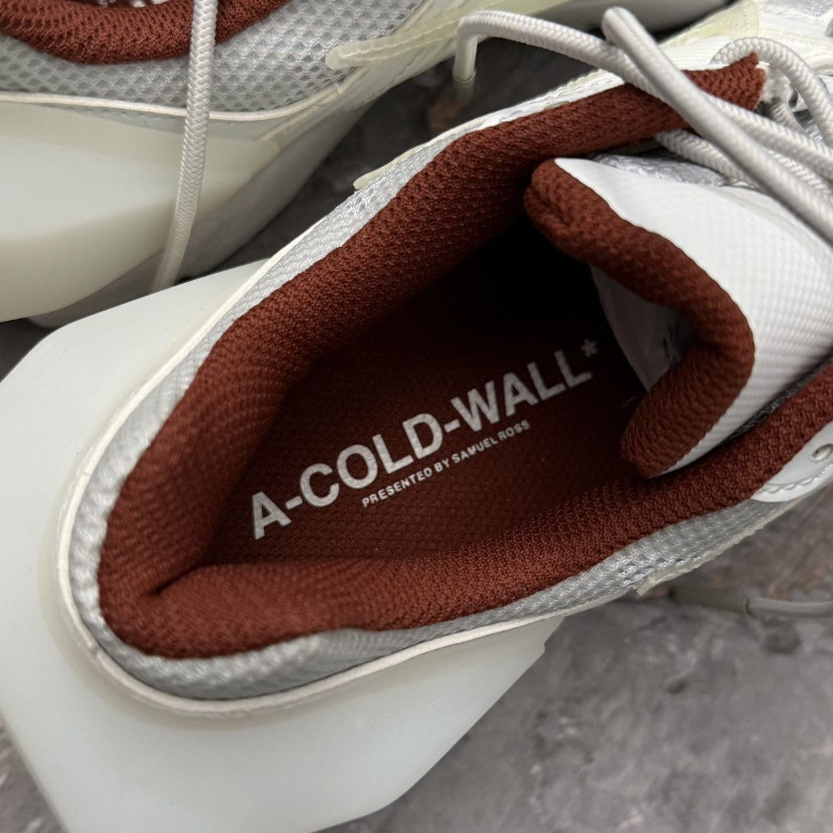 A-COLD-WALL* × Nike Nike x A-Cold-Wall Vomero 5 Rare NWT Sneakers Size US 7 / EU 40 - 9 Thumbnail