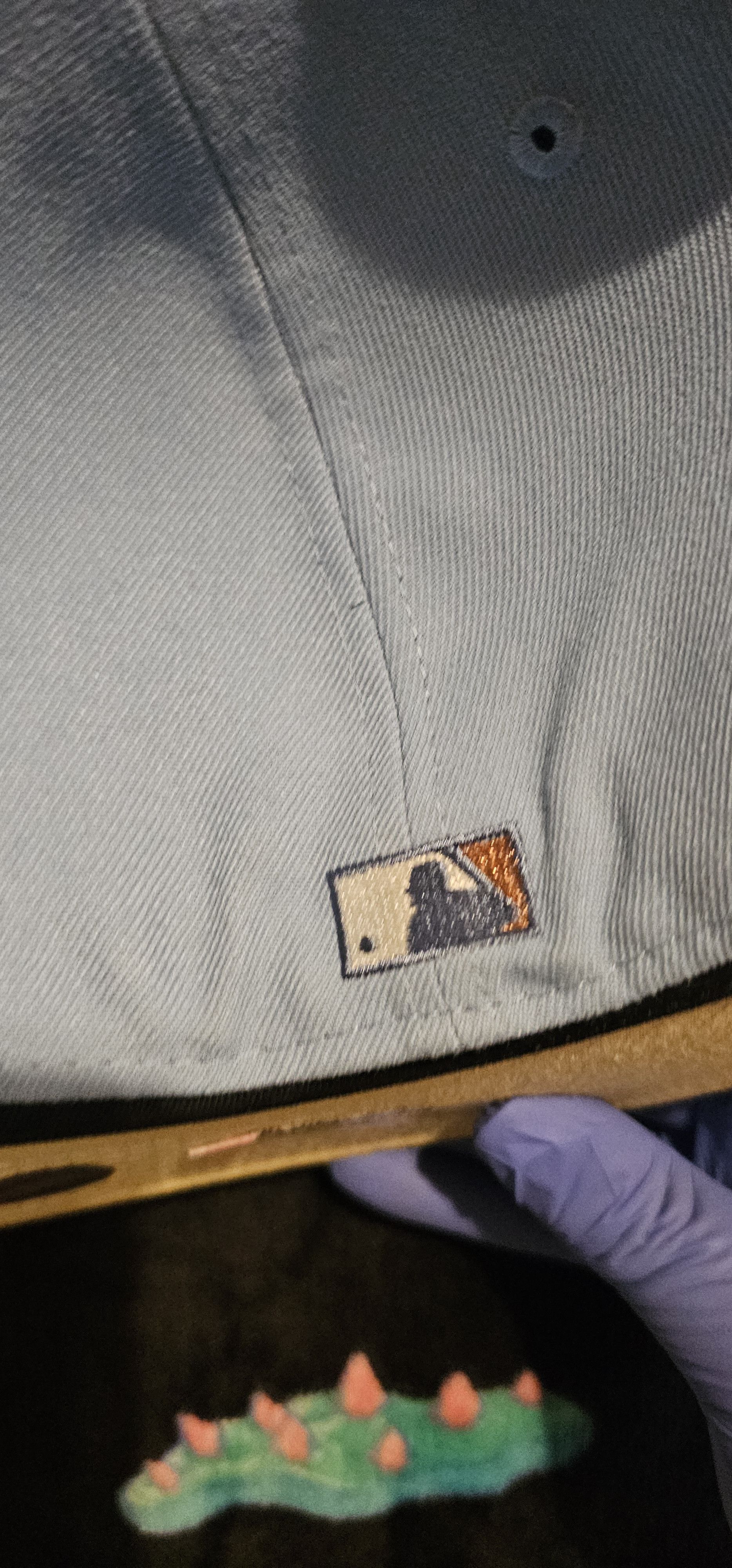 New Era Sz 7 5/8 Padres two tone New era "Jackie Robinson" patch Size ONE SIZE - 3 Thumbnail