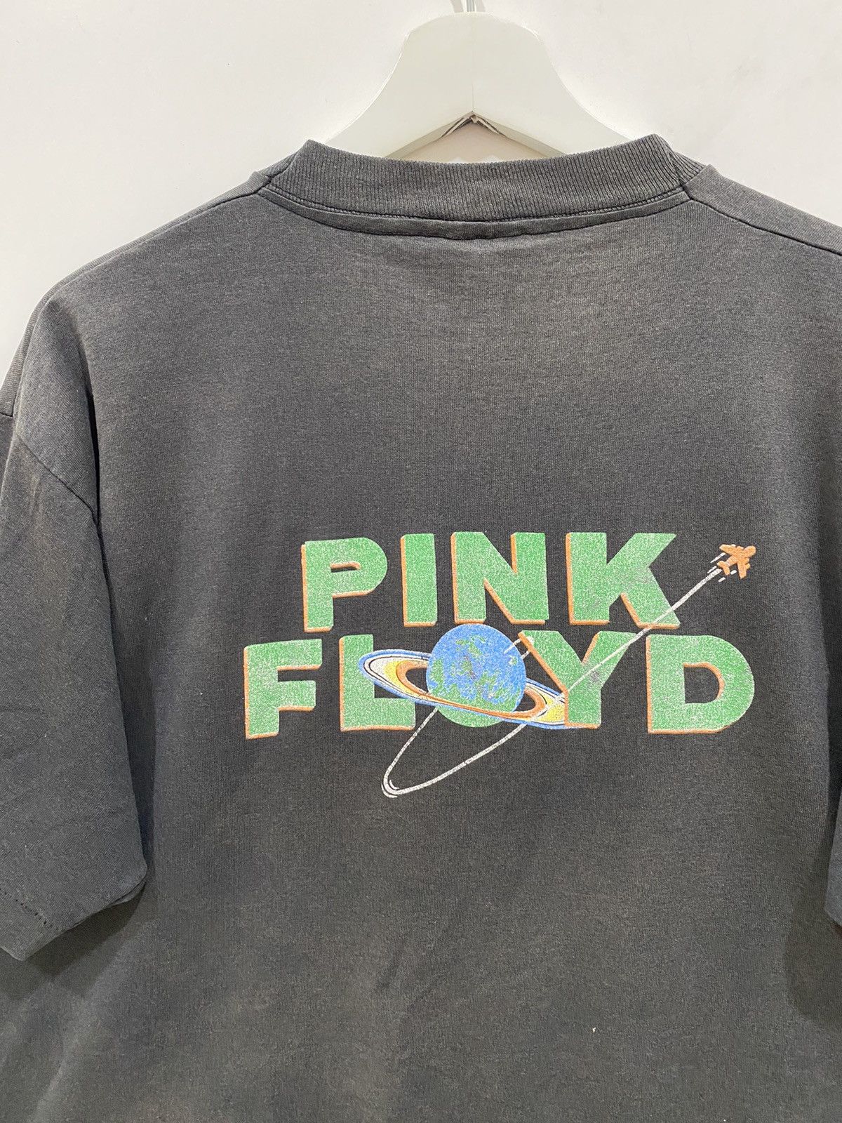Pink Floyd Vintage 90s Pink Floyd Concert Tees Size US XL / EU 56 / 4 - 5 Thumbnail