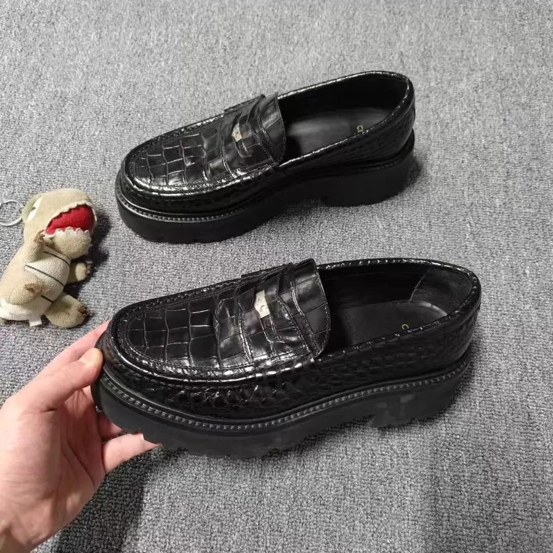 Celine Celine Triomphe Crocodile Loafers 40 (98 New) Size US 9.5 / IT 39.5 - 2 Thumbnail