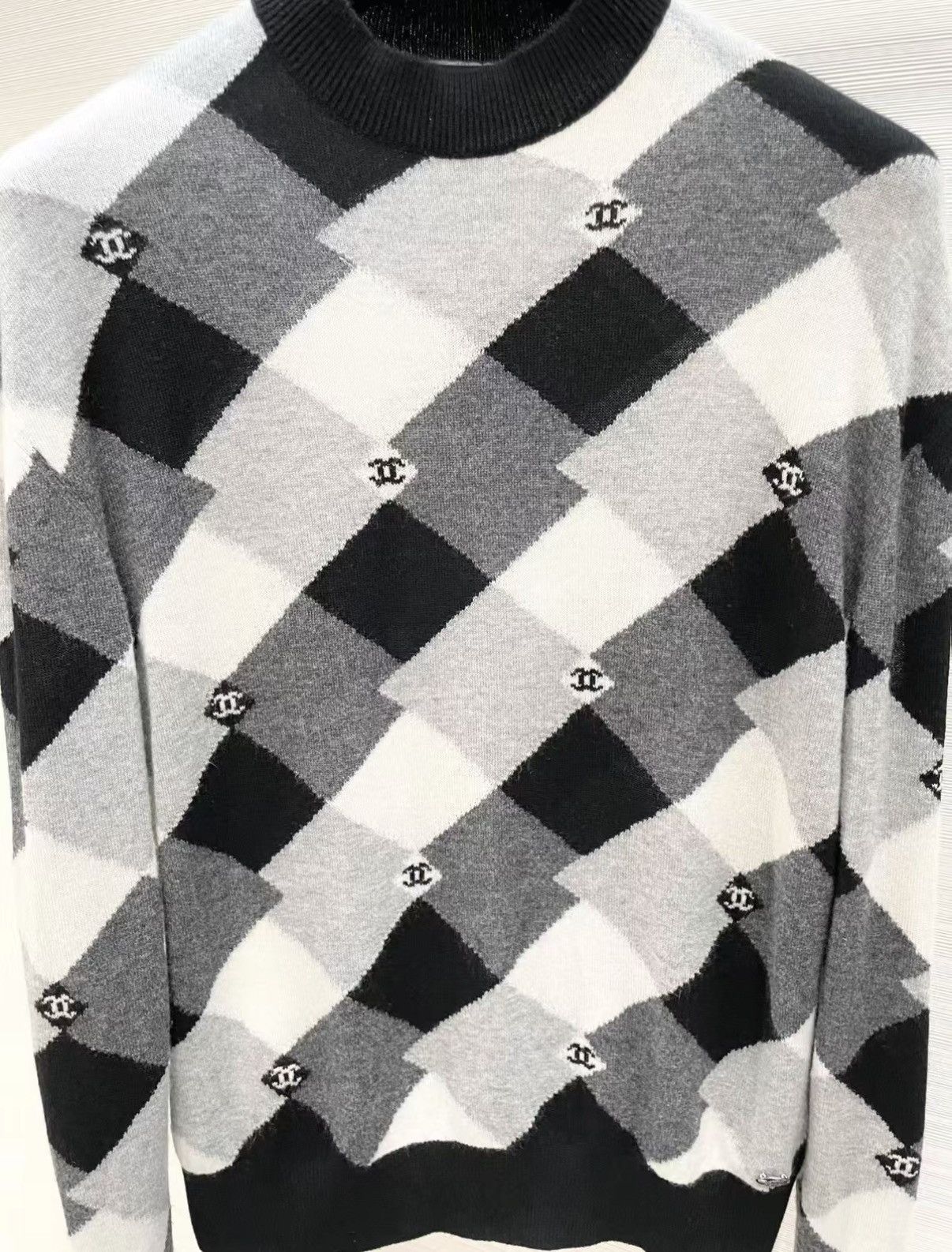 Chanel CHANEl Argyle Wool Sweater Pullover Knit Top J33 Size XS / US 0-2 / IT 36-38 - 3 Thumbnail
