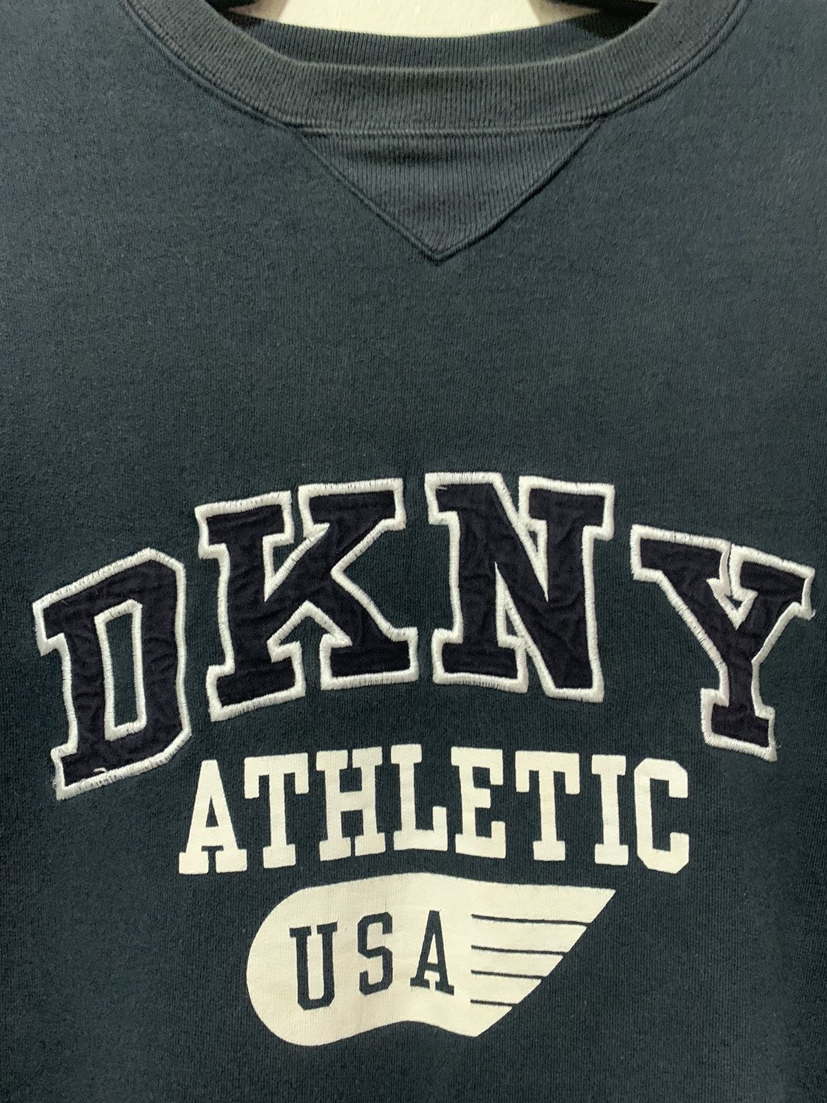 DKNY × Donna Karan Vintage DKNY Sweatshirt Size US M / EU 48-50 / 2 - 4 Thumbnail