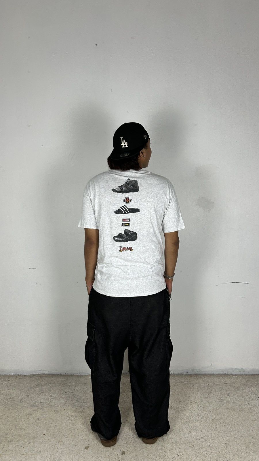 Vintage 1990s Adidas Sandal Tee Size US XL / EU 56 / 4 - 5 Thumbnail