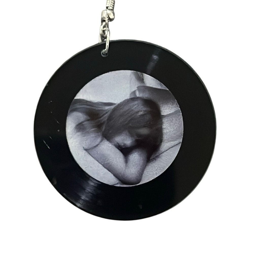 Other Taylor Swift Grey Black Record Fashion Earrings NEW Size ONE SIZE - 2 Thumbnail