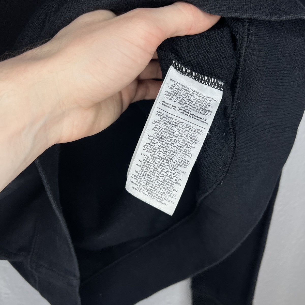 Nike Vintage Nike Hoodie Black Logo Swoosh Boxy 90s Y2K Size US M / EU 48-50 / 2 - 6 Thumbnail