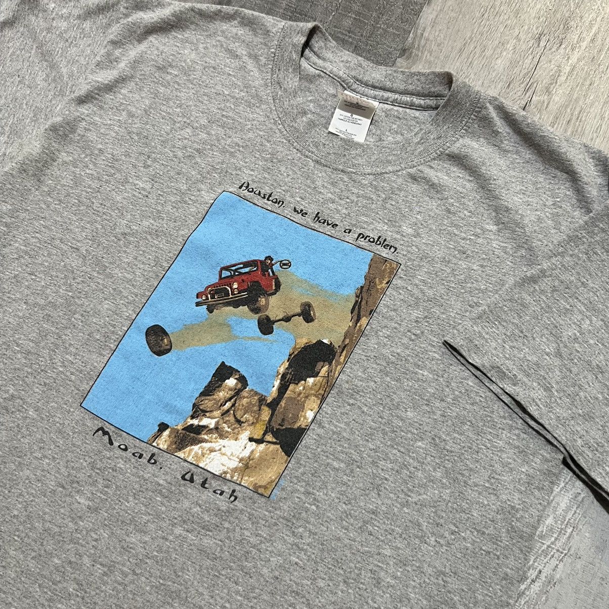 Vintage VTG Moab Houston We Have A Problem Jeeping Crawler Jeep Tee Size US L / EU 52-54 / 3 - 2 Thumbnail