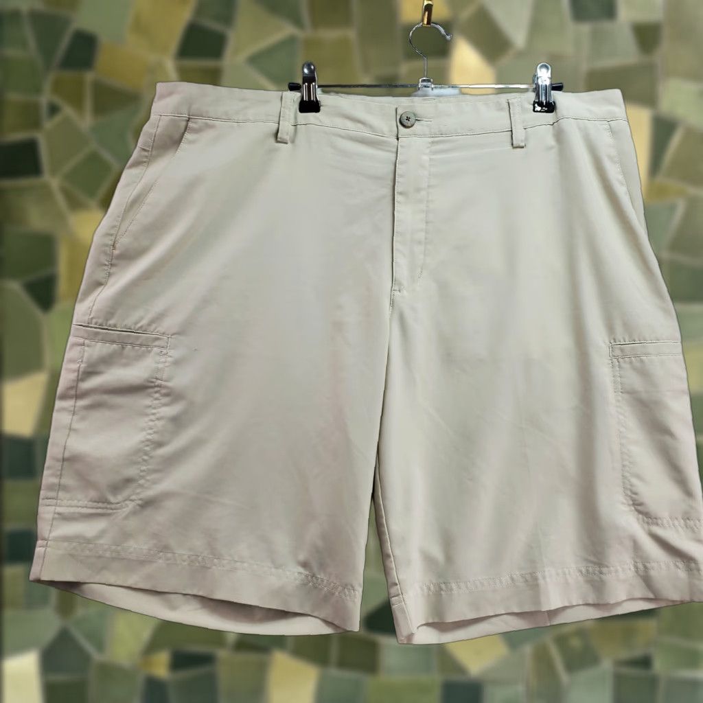 Adidas Adidas Golf Shorts Men 40 Ivory 100% Polyester Pockets Classic Fit Active Casual Size US 40 / EU 56 - 1 Thumbnail