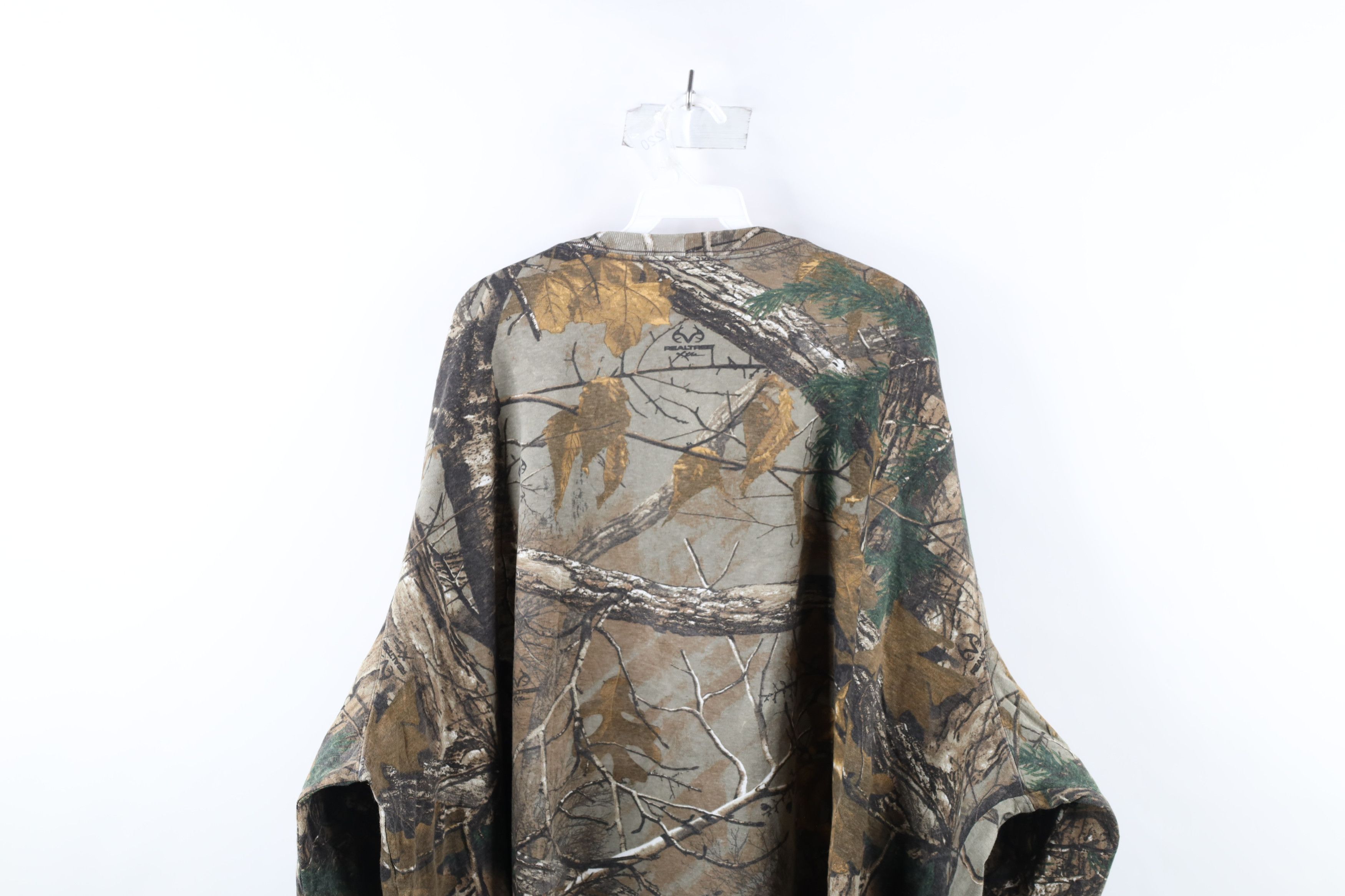 Carhartt × Vintage Vintage Carhartt Camouflage Long Sleeve Pocket T-Shirt Size US XXL / EU 58 / 5 - 8 Thumbnail