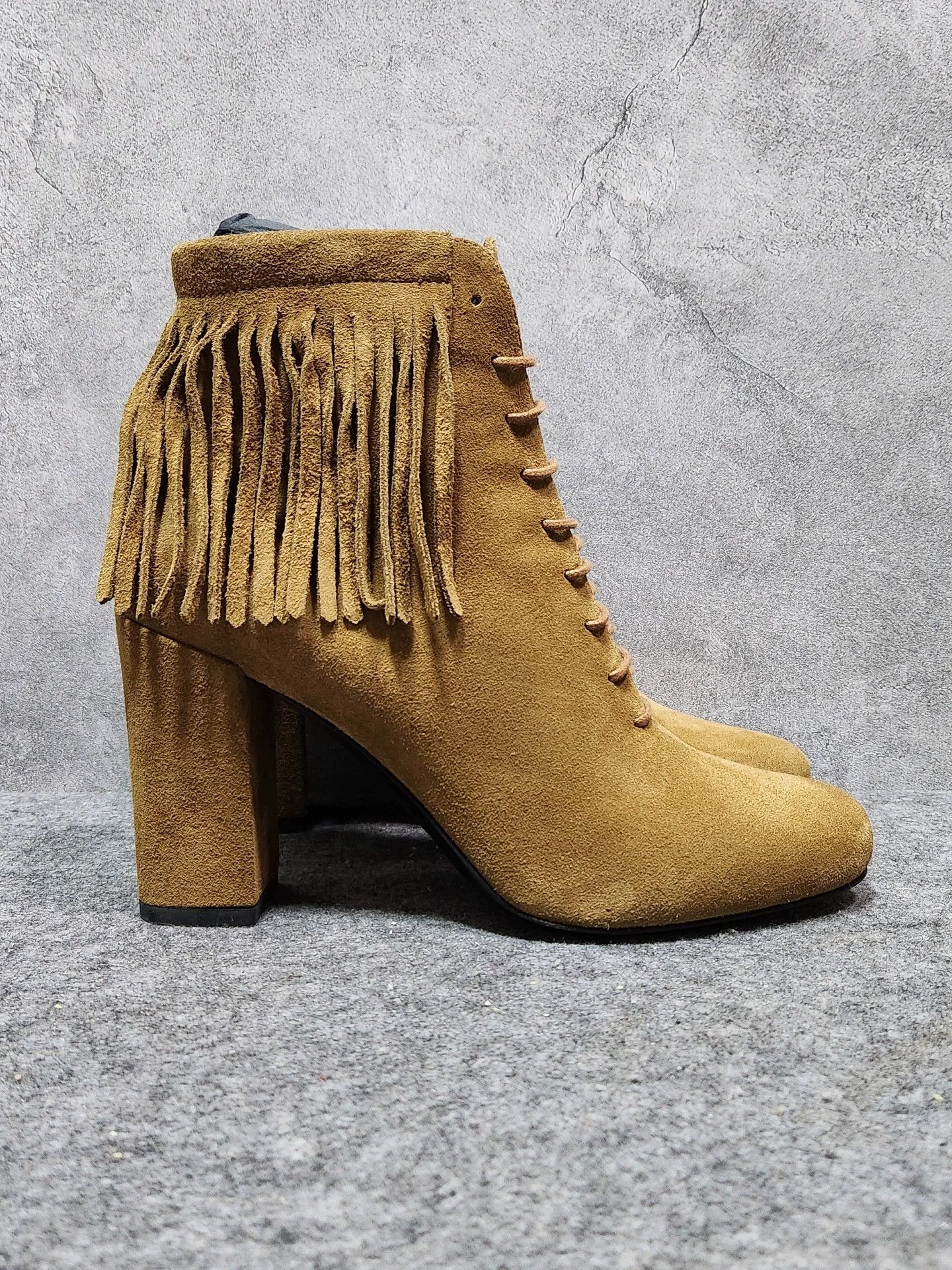 Saint Laurent Paris SAINT LAURENT SLP Yellow Suede TasselChunky Heel Ankle Boots Size US 6 / IT 36 - 4 Thumbnail