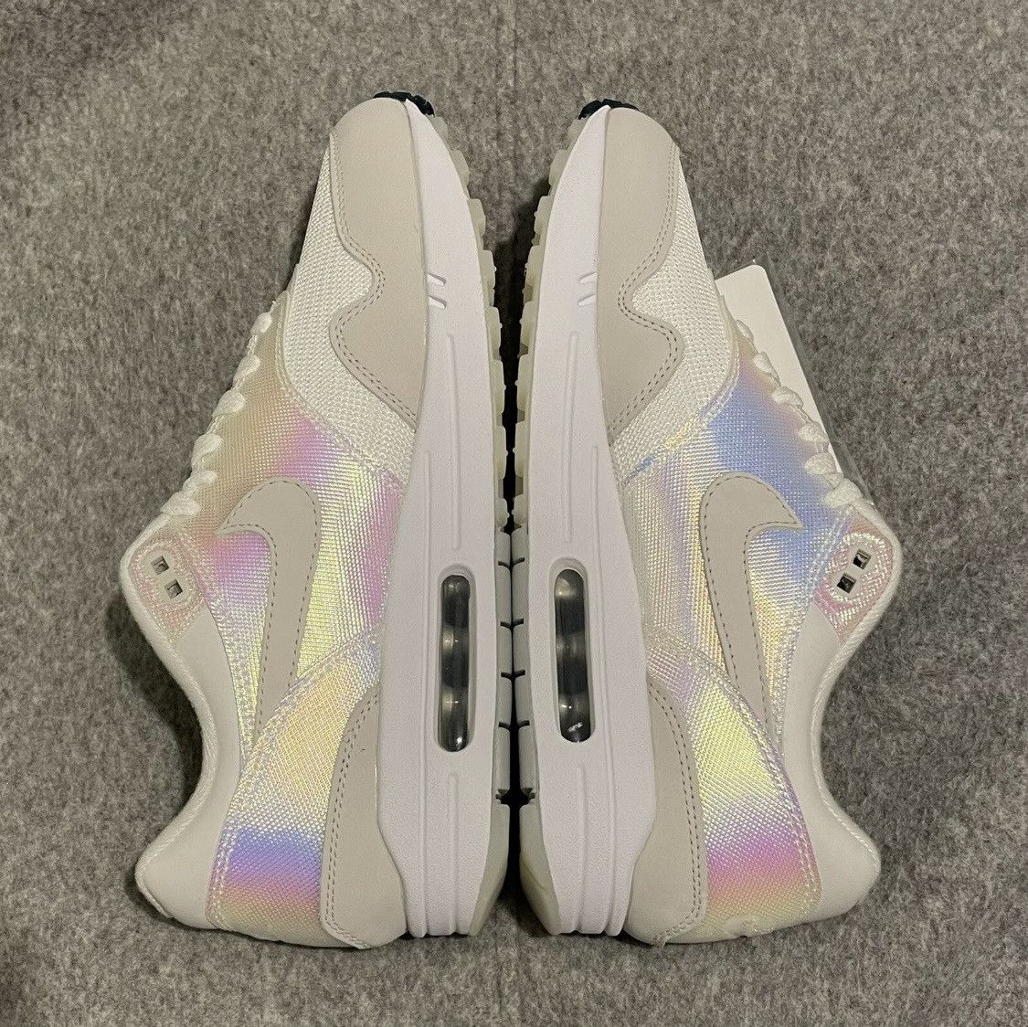 Nike Nike air max 1 LA Ville Lumiere Womans Size US 12 / EU 45 - 1 Thumbnail