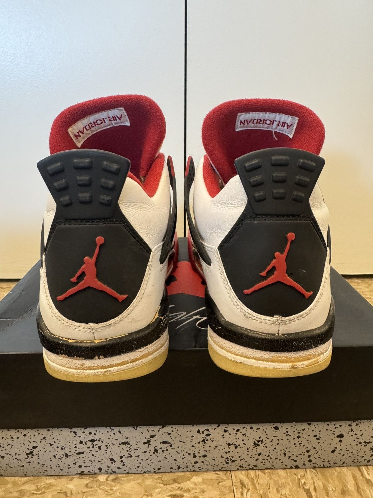 Jordan Brand Jordan 4 Retro Fire Red 2012 Vintage Size US 10 / EU 43 - 4 Thumbnail