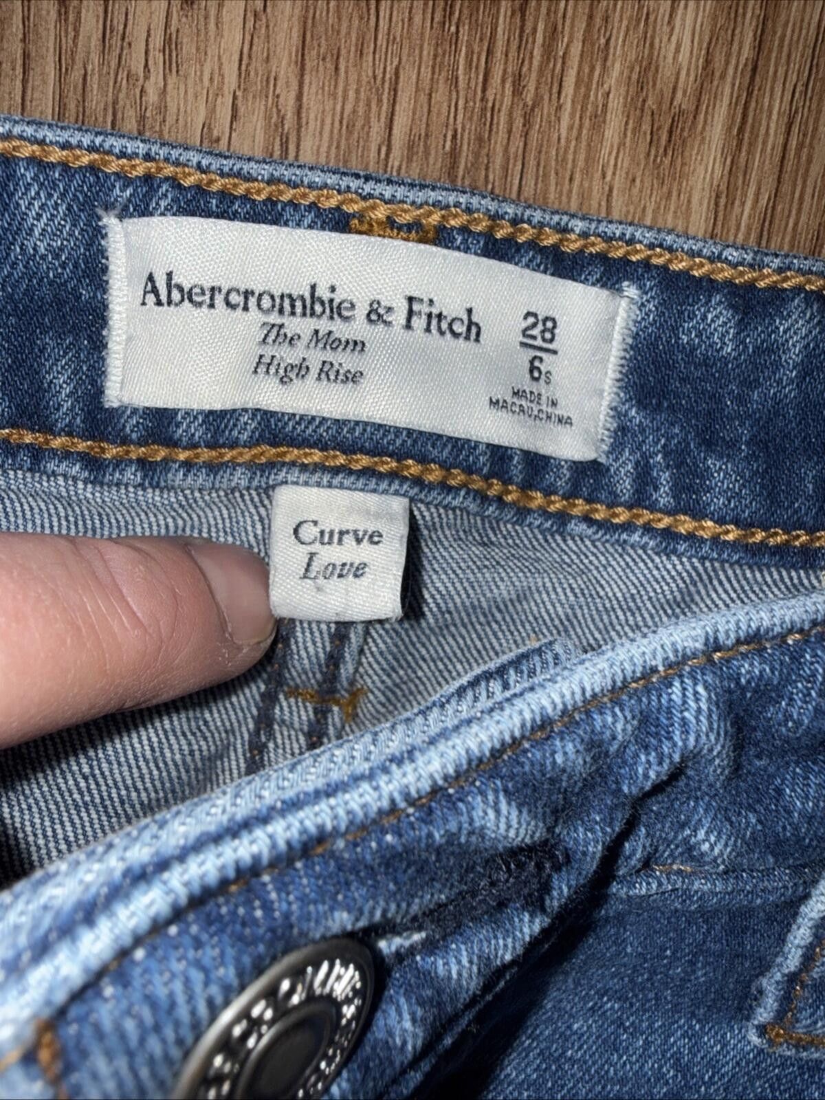 Abercrombie & Fitch Abercrombie Fitch Mom High Rise Curve Love Distressed Jeans Size 28" / US 6 / IT 42 - 3 Thumbnail