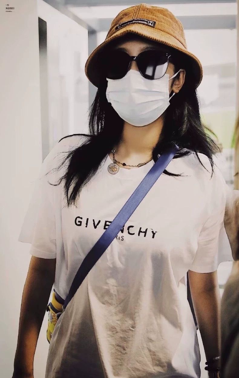 Givenchy Givenchy White Logo Letter Print Cotton Crew Neck Short Sl Size US M / EU 48-50 / 2 - 9 Thumbnail