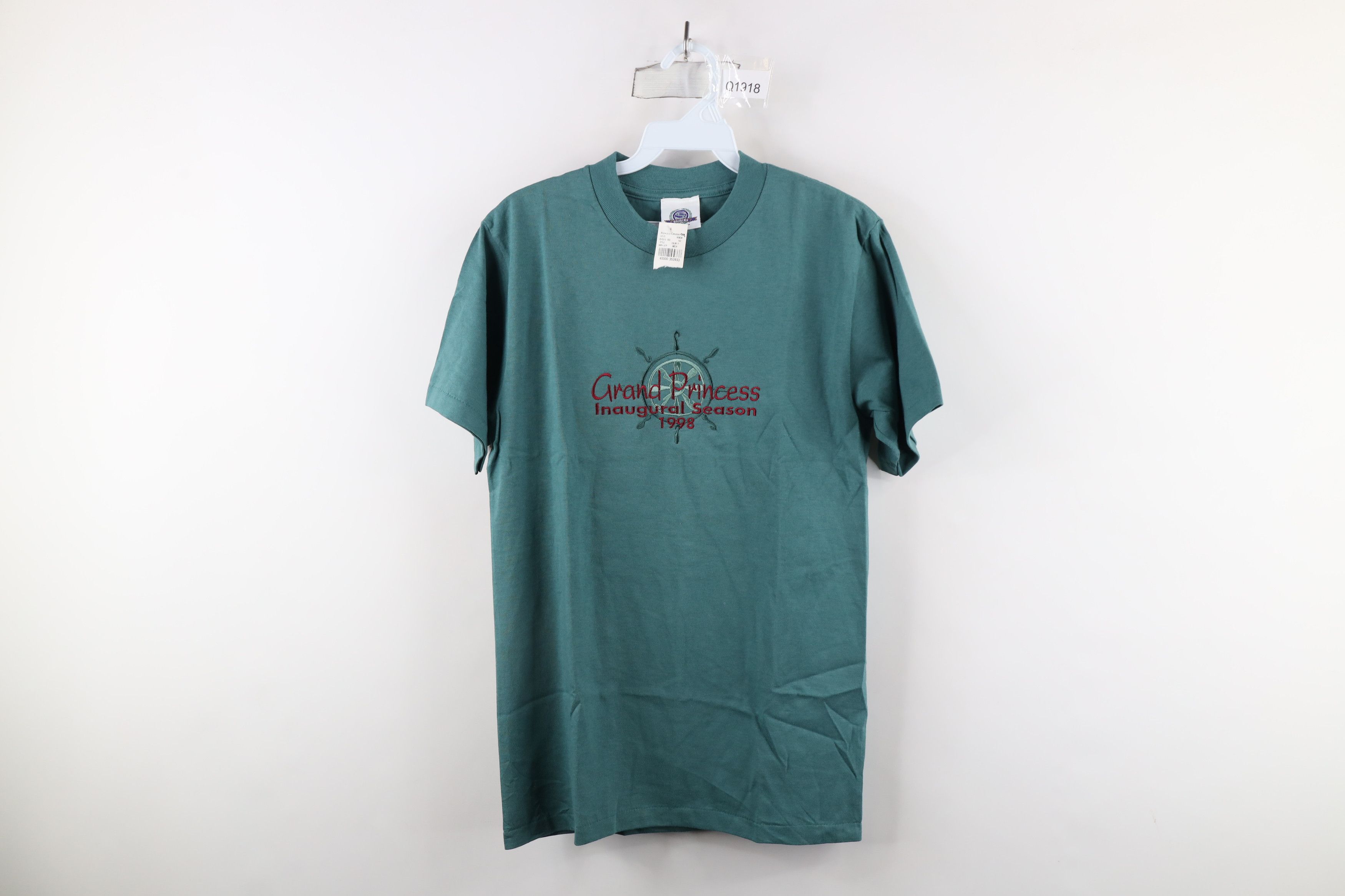 Vintage Deadstock Vintage 90s Streetwear Season T-Shirt USA Size US S / EU 44-46 / 1 - 1 Thumbnail