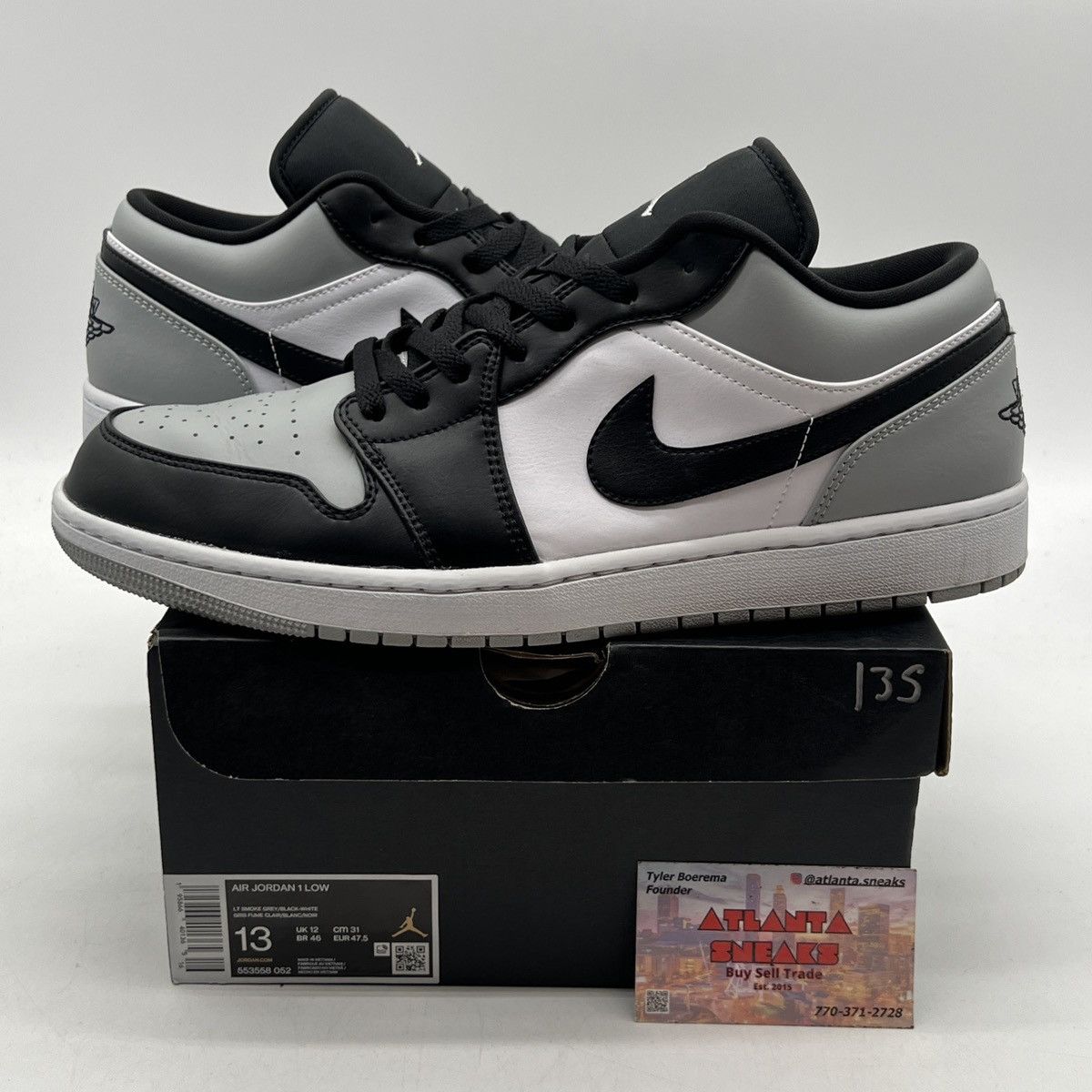 Nike Air Jordan 1 low shadow toe Size US 13 / EU 46 - 1 Thumbnail