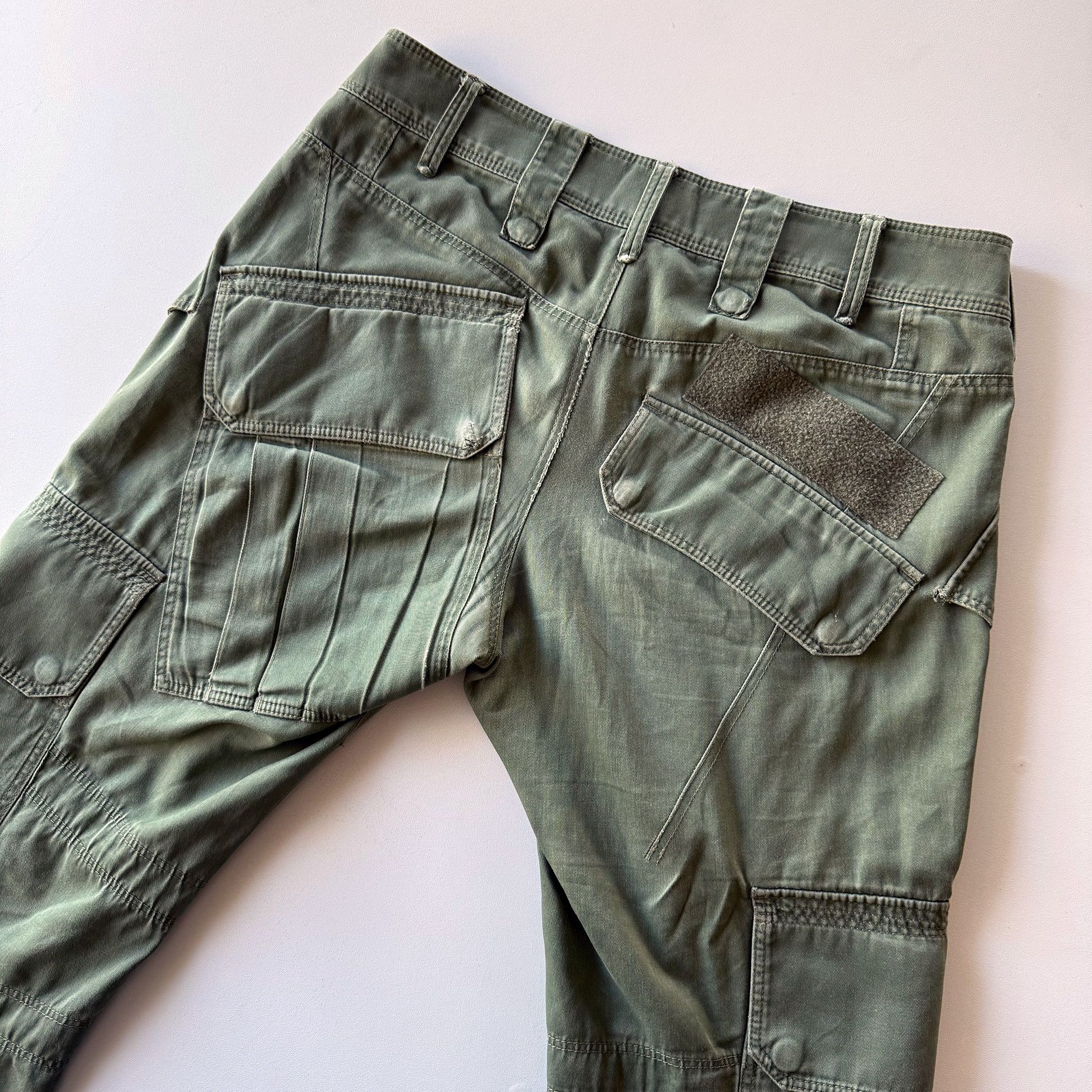 Neil Barrett 2010s BLACKBARRETT by Neil Barrett Tactical Cargo Pants Size US 32 / EU 48 - 7 Thumbnail