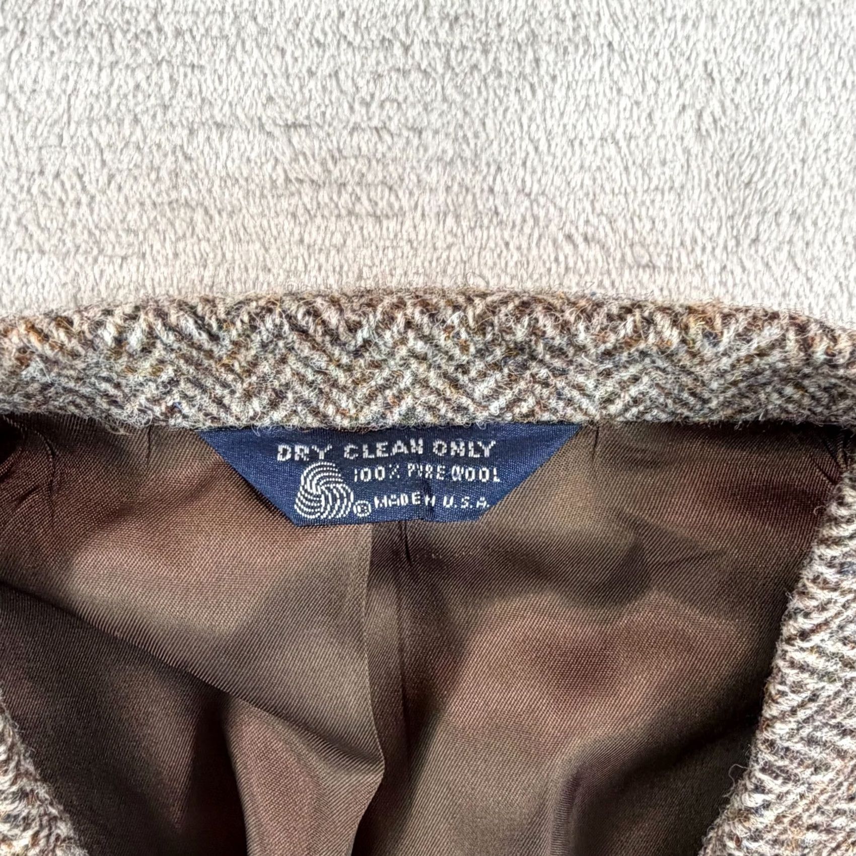 Harris Tweed VINTAGE Harris Tweed Blazer Sports Coat Brown Herringbone Men 40 USA Made Size 40R - 2 Thumbnail